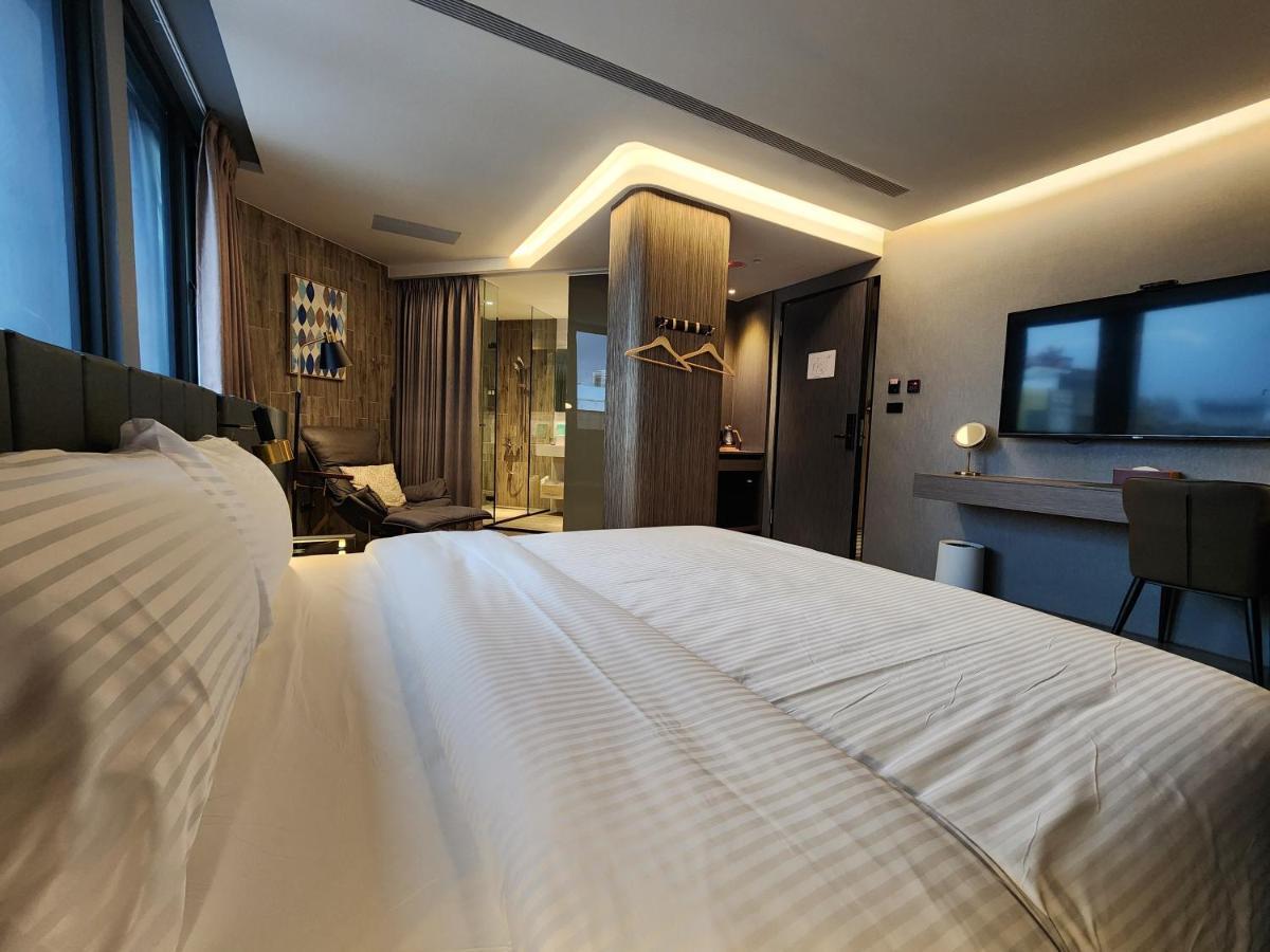 Hualien Pink Corner Hotel Exterior photo