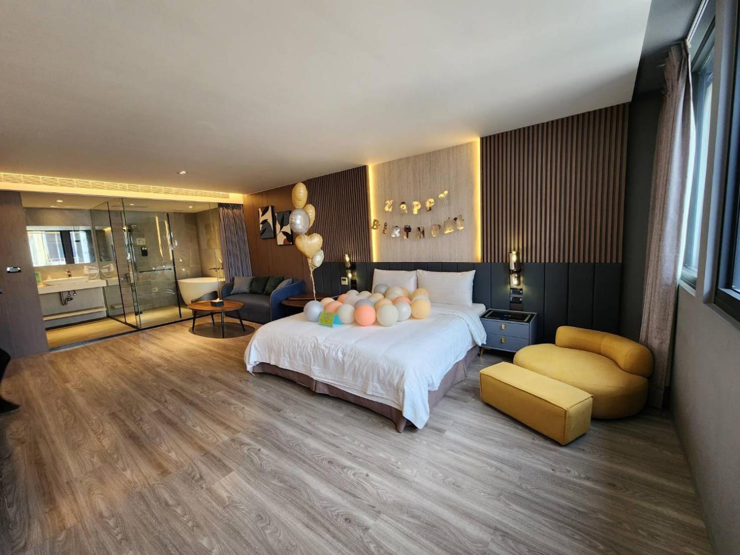 Hualien Pink Corner Hotel Exterior photo
