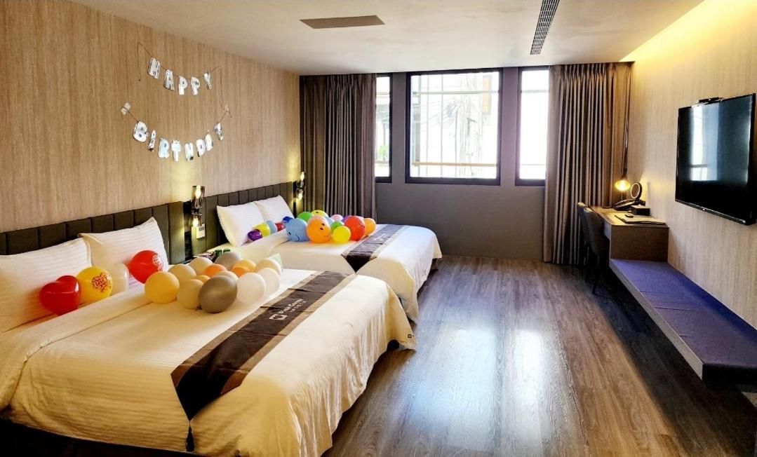 Hualien Pink Corner Hotel Exterior photo